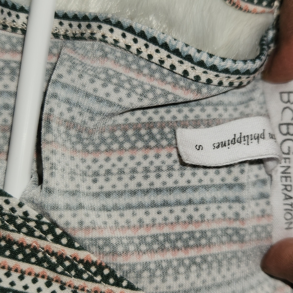 BCBGeneration ROMPER - Picture 4 of 4